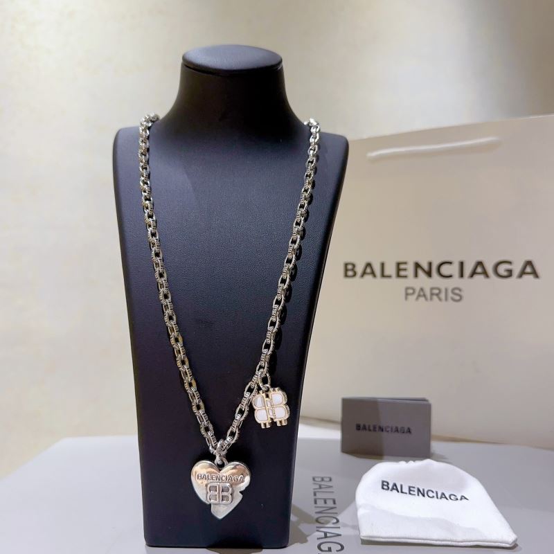 Ba1en*iaga necklaces